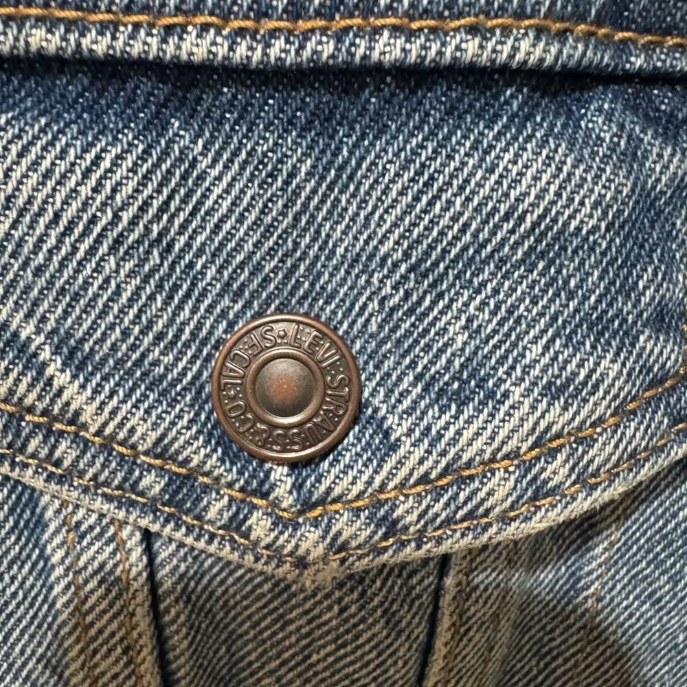 Levi's Cream Sherpa Lined Jacket - Picture 5 of 6
